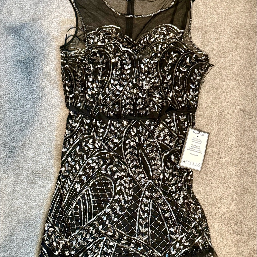 Adrianna Papell Black Tan Sheath Dress Sweetheart Neckline